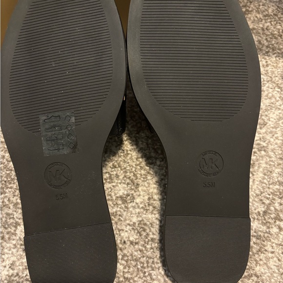 Michael Kors Hayworth Studded Slide Sandal in black size 5.5.  BRAND NEW - Picture 5 of 9